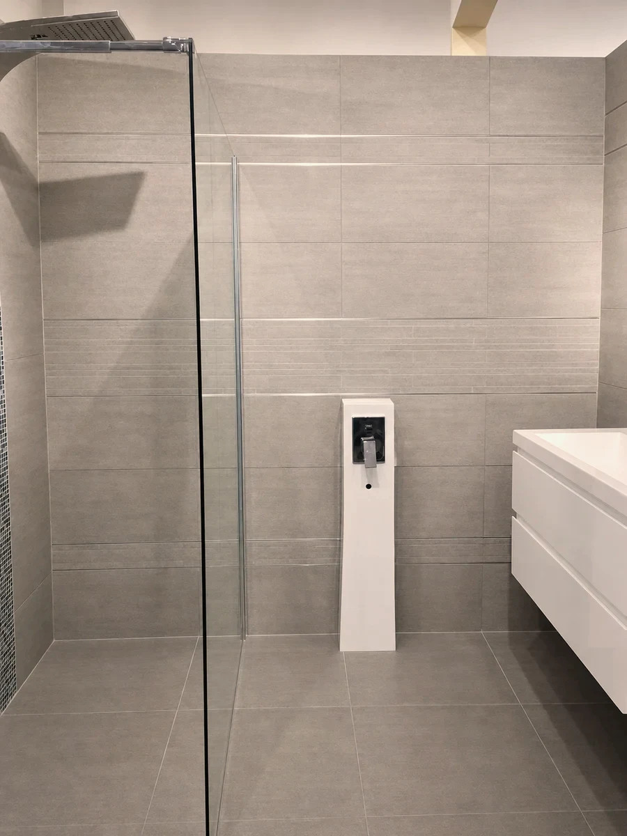 Badkamerrenovatie · realisatie 7 door Stonix in regio Antwerpen